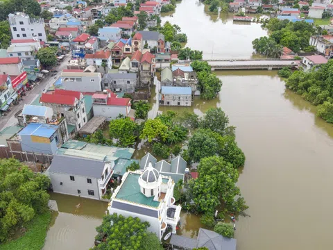 Hà Nội: Chương Mỹ chịu ảnh hưởng nghiêm trọng của cơn bão số 2