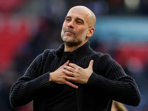 Pep Guardiola “hoảng loạn” sau khi thắng Fulham