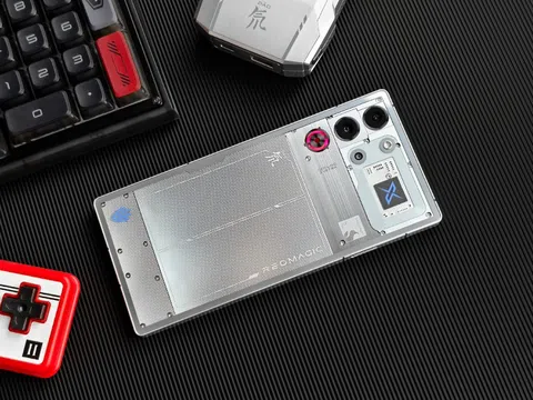 Bộ đôi siêu phẩm gaming Red Magic 10 Pro và Pro+  ra mắt: Hiệu năng cực khủng, pin trâu, viền siêu mỏng