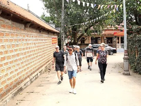 Phát triển du lịch: Xây dựng nông thôn mới kiểu mẫu