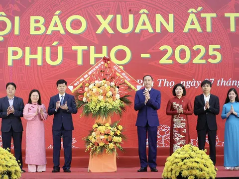 Phú Thọ: Khai mạc Hội báo Xuân Ất Tỵ 2025