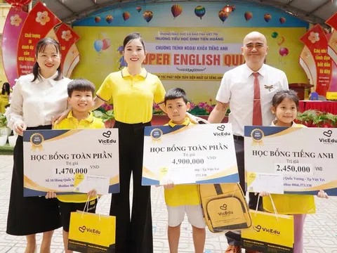 Phú Thọ: Trường tiểu học Đinh Tiên Hoàng (TP Việt Trì) hấp dẫn chương trình ngoại khoá Super English Quiz