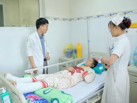 Tây Ninh: Thang máy rơi tự do khiến một phụ nữ gãy cột sống