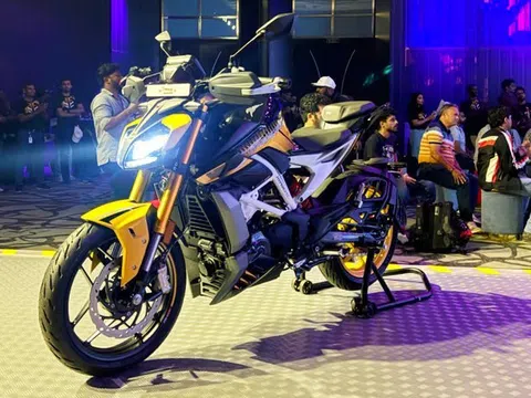 Hạ đo ván Yamaha Exciter và Honda Winner X, ‘vua côn tay’ mới có ABS 2 kênh ra mắt giá 64 triệu đồng