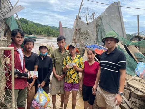 “Tiên Phong” hỗ trợ đồng bào vùng lũ