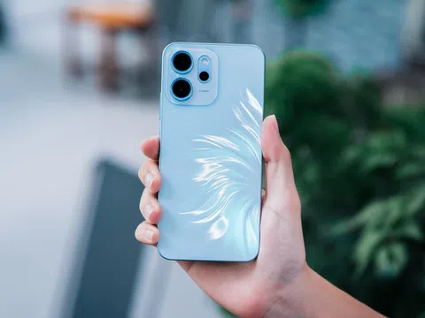 Bản sao tầm trung của iPhone 16 Pro Max lộ diện, nhiếp ảnh xịn ngang Galaxy S25, giá gần 14 triệu