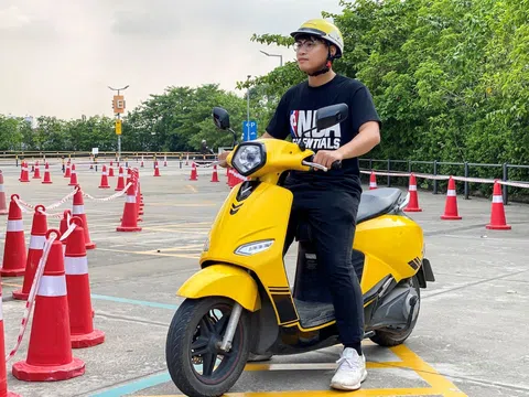 ‘Đại hội đổi xăng lấy điện’ bùng nổ 3 miền: Khách xếp hàng lái thử, chốt đơn với loạt ưu đãi lớn