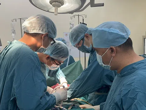 TP.HCM: Tái tạo đường tiểu bằng niêm mạc miệng cho nam bệnh nhân bị hẹp niệu đạo suốt 3 năm