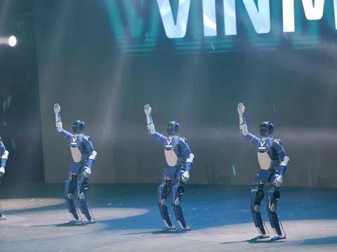 Chủ tịch VinMotion tiết lộ bí mật sau màn nhảy múa gây bão của dàn robot hình người Make in Vietnam