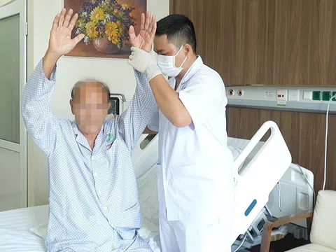 Người đàn ông 74 tuổi hồi sinh ngoạn mục sau 95 phút ngưng tim