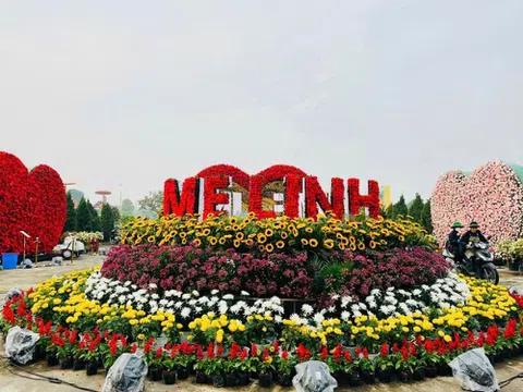 Mô hình Làng hoa - Du lịch: Hướng đi tất yếu cho sự phát triển bền vững của Hà Nội