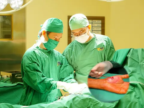 Chủ quan với vết thương nhỏ, người đàn ông ở Tây Ninh phải nhập viện cấp cứu