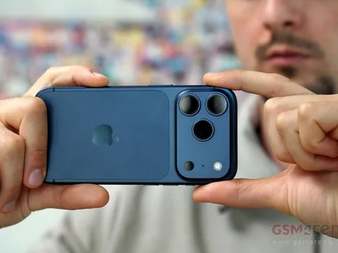 Sau lỗi camera và dễ trầy xước, iPhone 17 tiếp tục gặp lỗi mới khiến nhiều người dùng phàn nàn