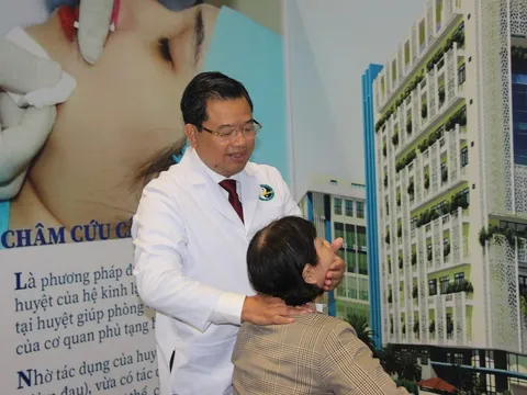 Bệnh viện Y học cổ truyền TP.HCM khám bệnh miễn phí cho người cao tuổi