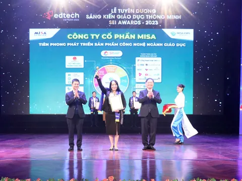 Diễn đàn Công nghệ và Chuyển đổi số Giáo dục - Tuyên dương Sáng kiến giáo dục thông minh năm 2025