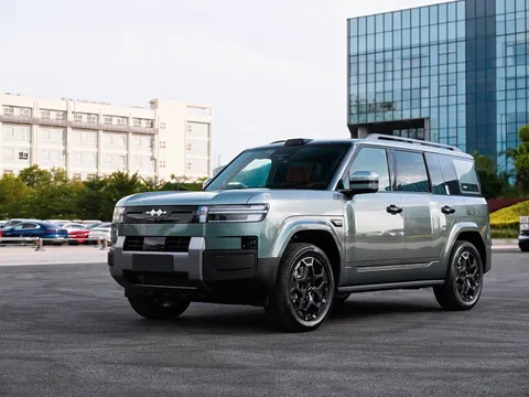 BYD gây sốt với SUV điện 'anh em' vơi Land Rover Defender, giá từ 875 triệu đồng