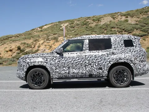 Mitsubishi Pajero 2027 ‘lột xác’ ngoạn mục: Đối thủ đáng gờm của Toyota Land Cruiser và Ford Everest