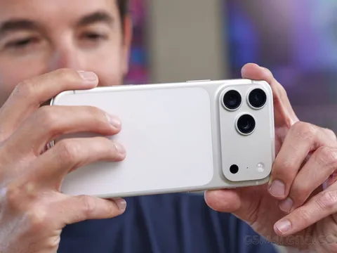 iPhone 18 Pro sắp có camera ‘biến hình’ như máy ảnh cơ chuyên nghiệp