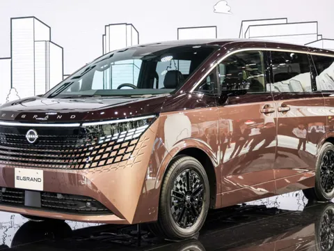 Nissan Elgrand 2026 ra mắt: MPV gia đình đe doạ ‘ngôi vương’ Mitsubishi Xpander
