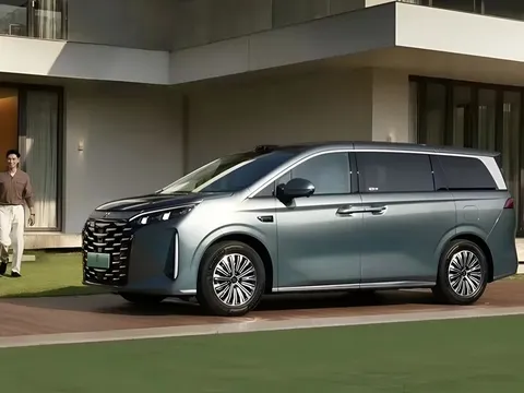 MPV mới ra mắt với tầm hoạt động hơn 1000 km, sẵn sàng 'vượt mặt' Mitsubishi Xpander
