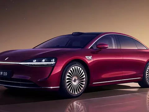 Sedan cao cấp giá ngang Toyota Camry: Thiết kế hiện đại, công nghệ tự lái ‘vượt mặt’ Mercedes EQS