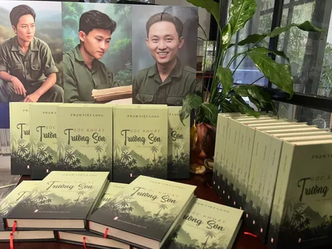 Nhà văn Phạm Việt Long ra mắt tập truyện ngắn “Góc khuất Trường Sơn”