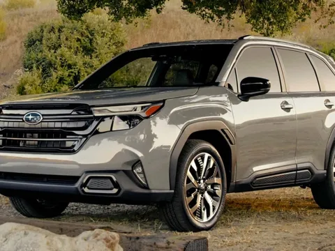 Điểm tin ô tô 8/12: Forester giảm hơn 300 triệu, Civic hybrid ưu đãi sốc, Audi A4 giá chỉ 420 triệu đồng