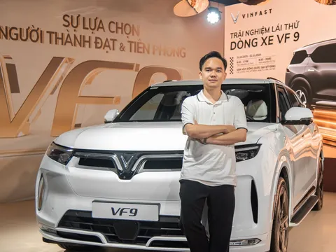 Người dùng Hà Nội ‘choáng’ với khả năng vận hành và tiện nghi của VinFast VF 9