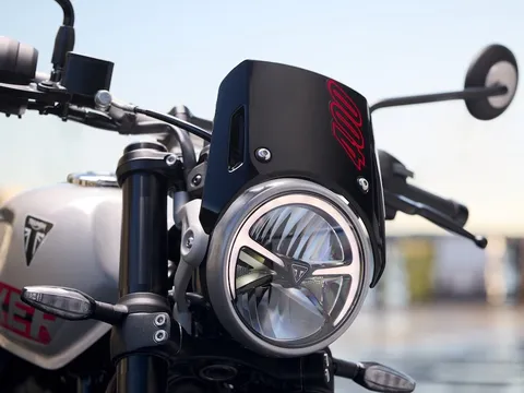 Chính thức ra mắt ‘huyền thoại côn tay Anh Quốc’ mới với giá 'mềm', đẳng cấp vượt xa Yamaha Exciter