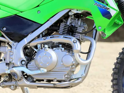 Khắc chế Yamaha Exciter và Honda Winner R, ‘vua côn tay' 143cc mới cực đẹp mở bán giá 68 triệu đồng