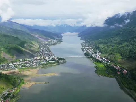 Mường Lay - Những ngày thức cùng vũ điệu đoàn kết bên dòng Đà Giang