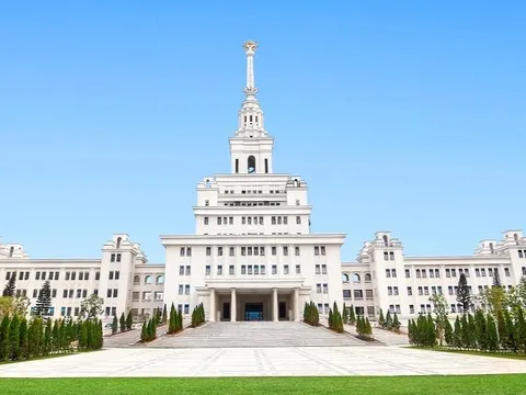 Vingroup đào tạo 20.000 nhân tài AI thực chiến, phụ cấp 8 triệu đồng/tháng