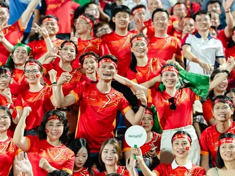 Herbalife Việt Nam tổ chức Fanzone tiếp lửa Đội tuyển Việt Nam trong trận đấu quan trọng gặp Malaysia tại vòng loại Asian Cup 2027