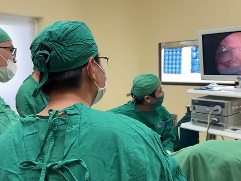 Phẫu thuật nội soi khâu treo tử cung giúp cải thiện sa sinh dục nặng