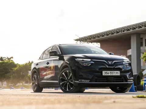 VinFast VF 8 được chủ doanh nghiệp ‘chọn mặt gửi vàng’ vì những lý do này