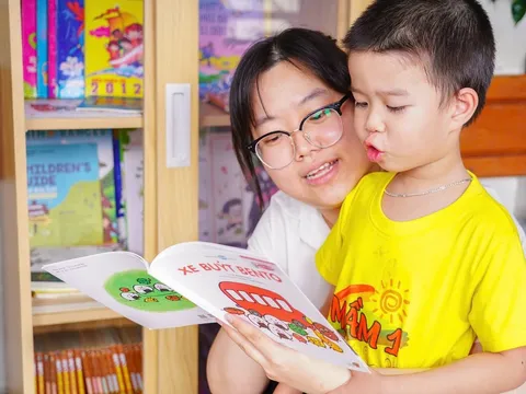 Vẽ cổ tích trong bệnh viện, khơi nguồn yêu sách cho trẻ