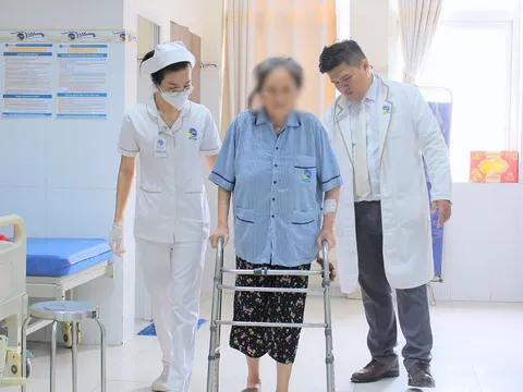 Đau khớp háng ở người lớn tuổi có thể là dấu hiệu bệnh nguy hiểm