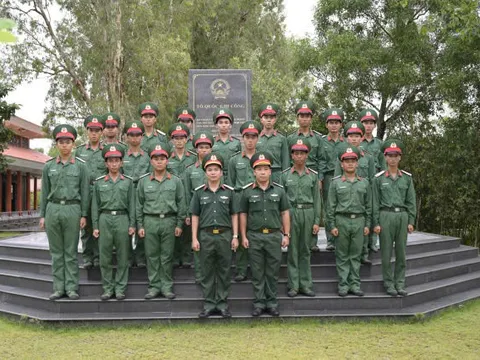 An Giang: Trung đoàn 893 tổ chức hành trình về nguồn cho chiến sĩ mới