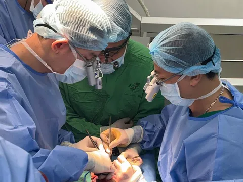 Tái tạo thành công dương vật cho người đàn ông bị bỏng điện cao thế
