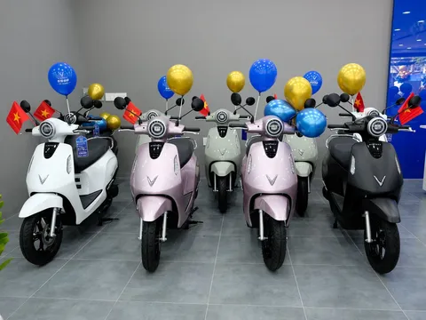 Chủ xe máy điện VinFast bất ngờ nhận quà chăm xe miễn phí trị giá tới 600.000 đồng