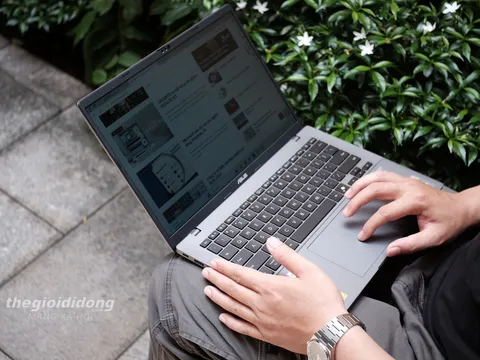 Màn hình OLED Vivobook sau một năm có xuất hiện lưu ảnh?