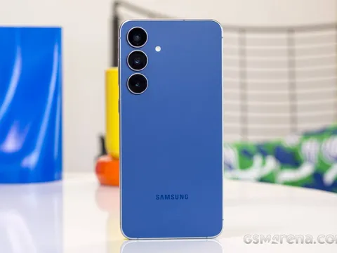 Galaxy S25 FE giảm sâu cuối tháng 9, chiến thần flagship giá rẻ chỉ bằng nửa iPhone 17, có tính năng như iPhone 18 Pro