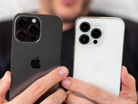 iPhone 13 Pro giảm không ngừng, iPhone Pro màn OLED 120Hz rẻ nhất Việt Nam chỉ bằng 1/5 iPhone 18 Pro