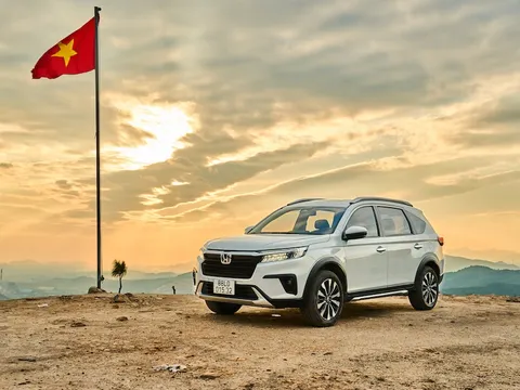 Honda hỗ trợ tài chính và tặng nhiều quà hấp dẫn cho khách mua ô tô trong tháng 10