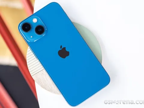 Đây là iPhone nhỏ gọn, mạnh giá rẻ nhất Việt Nam tháng 10/2026, không hề quá thua iPhone 16, iPhone 17