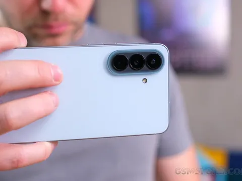 Đây là vua Android tầm trung của Samsung, rẻ hơn iPhone 13, iPhone 14, đa năng như iPhone 17
