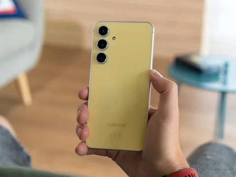 Đây là chiếc Galaxy S rẻ nhất tháng 10, thiết kế lẫn trang bị xịn sò giá chưa bằng 1/7 iPhone 18 Pro Max