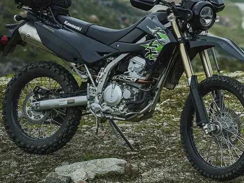 Tin xe trưa 16/10: Ra mắt ‘vua côn tay’ mới phân khúc xịn hơn Honda Winner R và Yamaha Exciter, có ABS 2 kênh, giá mềm