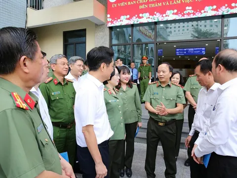 Thúc đẩy hợp tác viện - trường, nâng cao chất lượng khám chữa bệnh
