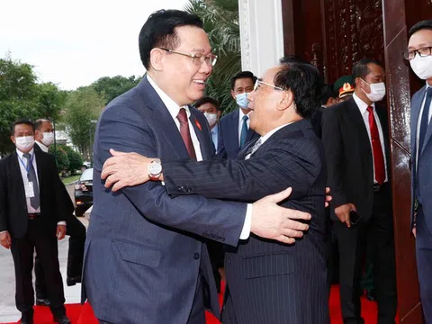 Nâng tầm hợp tác kinh tế thành một trụ cột thực sự trong quan hệ hai nước Việt - Lào